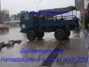 A Hamdallaye, des citoyens qui se plaignent d'exactions et de vols prennent en otage deux gendarmes 