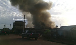 incendie des maisons à N'zérékoré ce samedi 3 octobre 2015 (1)