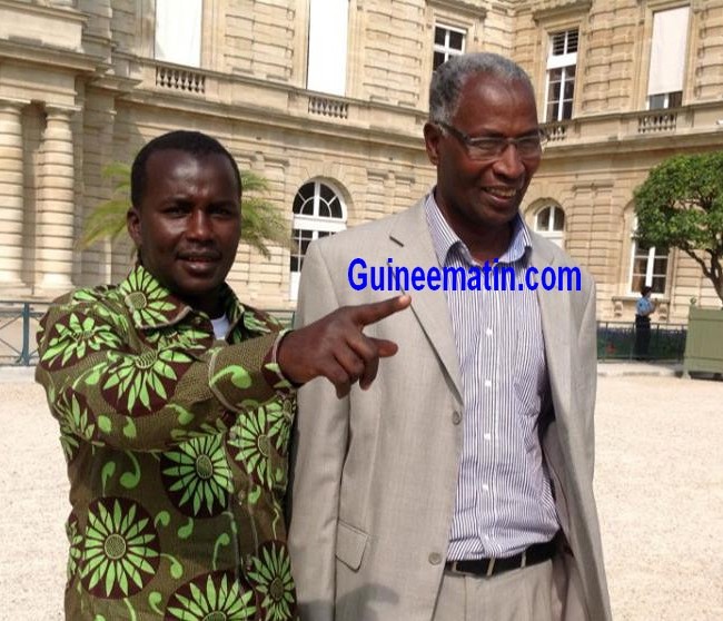 Nouhou Baldé et le premier vice-président de l'UFDG, Bah Oury, après une interview réalisée au jardin du Luxembourg, à Paris, le vendredi 30 août 2013
