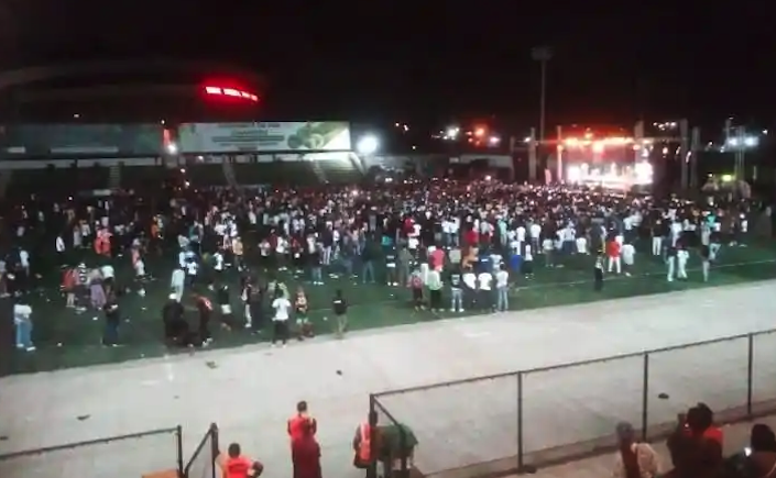 Chec Du Concert De Ma Tre Gims Conakry Amadou Diallo Promoteur