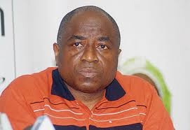 Rémy Lamah, le ministre guinéen de la Santé veut des actions concrètes pour arrêter la contagion d'Ebola et non des réunions interminables sous les climatiseurs... 