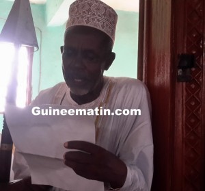 Elhadj Diawo Barry, imam de Bantounka, Cosa, dans la commune de Ratoma, en pular