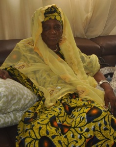 Hadja Nsira Condé, soeur aînée du président Alpha Condé est décédée ce lundi 22 décembre 2014 à Paris