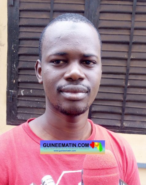 Mamadou Cellou Dionfo Diallo, médecin stagiaire qui travaille à Simbaya Gare,
