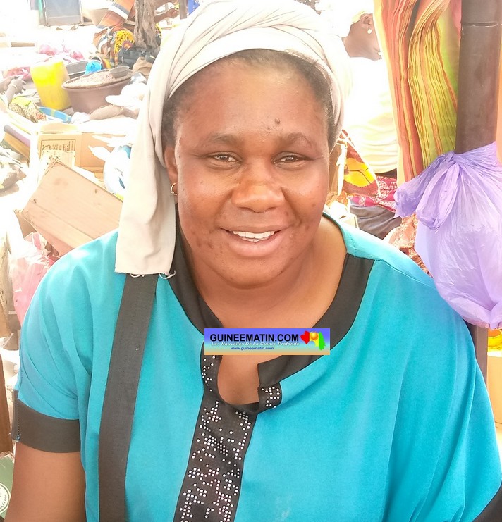 Fanta Cissé, vendeuse au marché de Kankan
