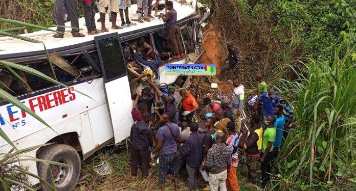 Accident meurtrier à Guéckédou : 15 morts et 45 blessés (Officiel)